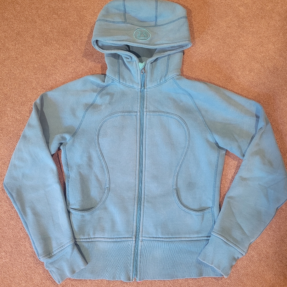 Lululemon sweater